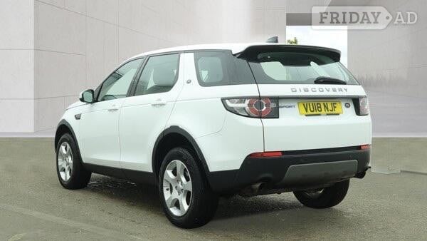Land Rover Discovery Sport 2018 - Cars in Pontypridd