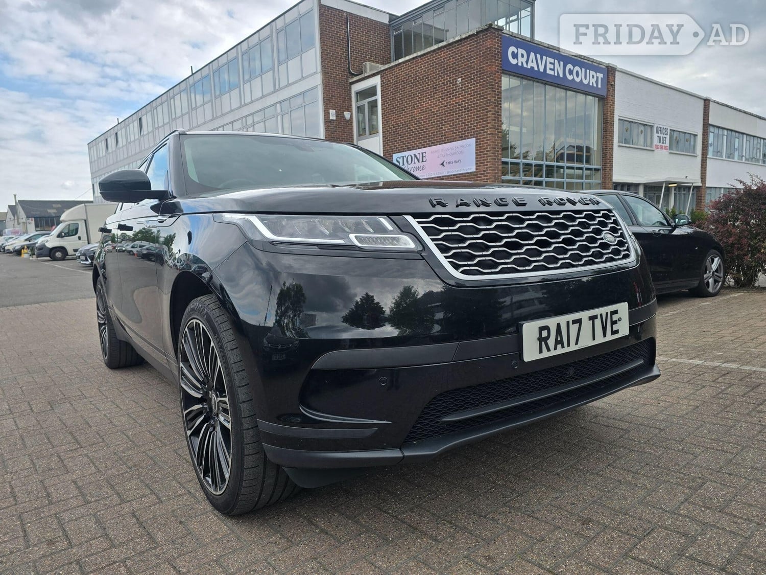 Land Rover Range Rover Velar 2017 in Camberley