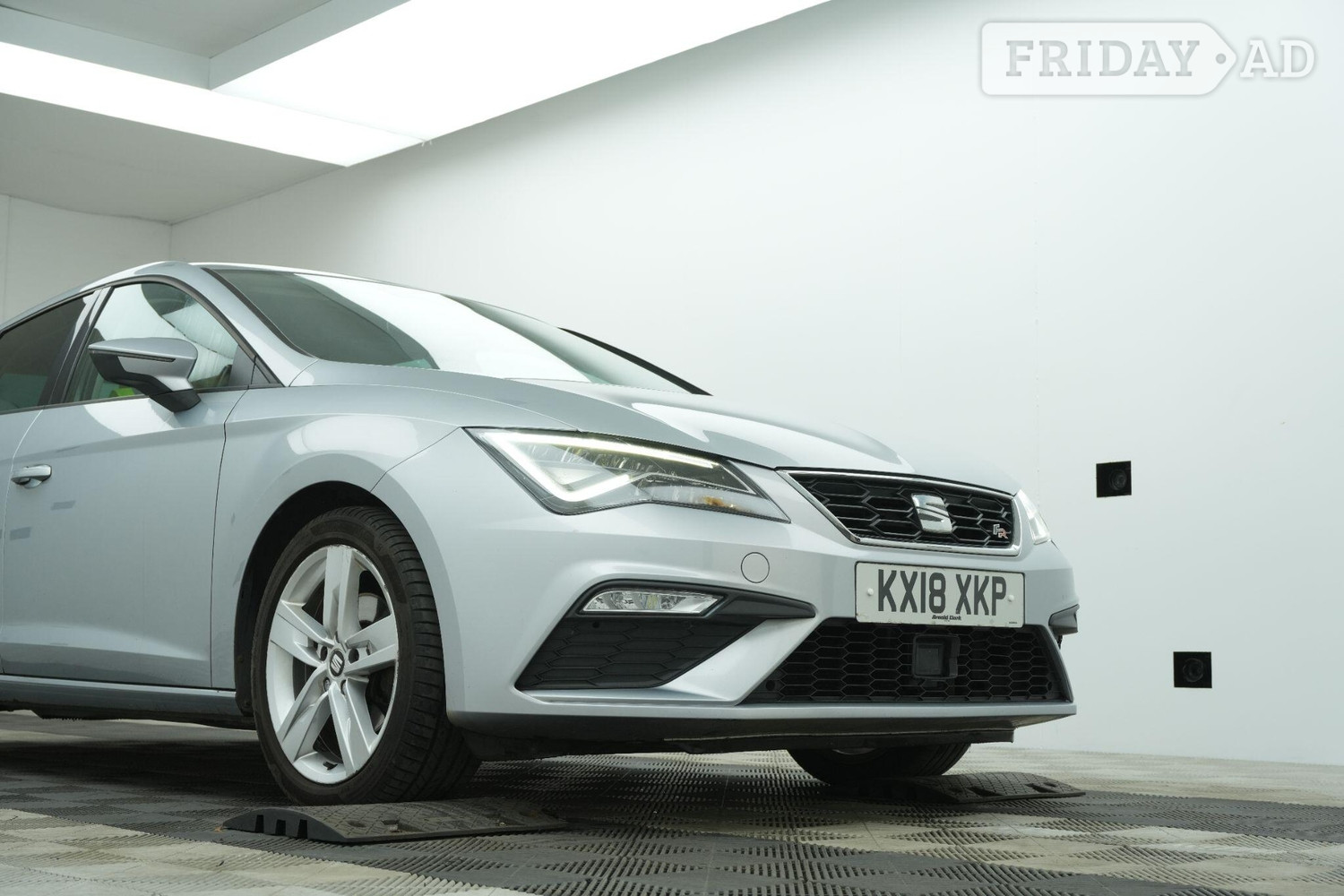 SEAT Leon 2018 - Cars