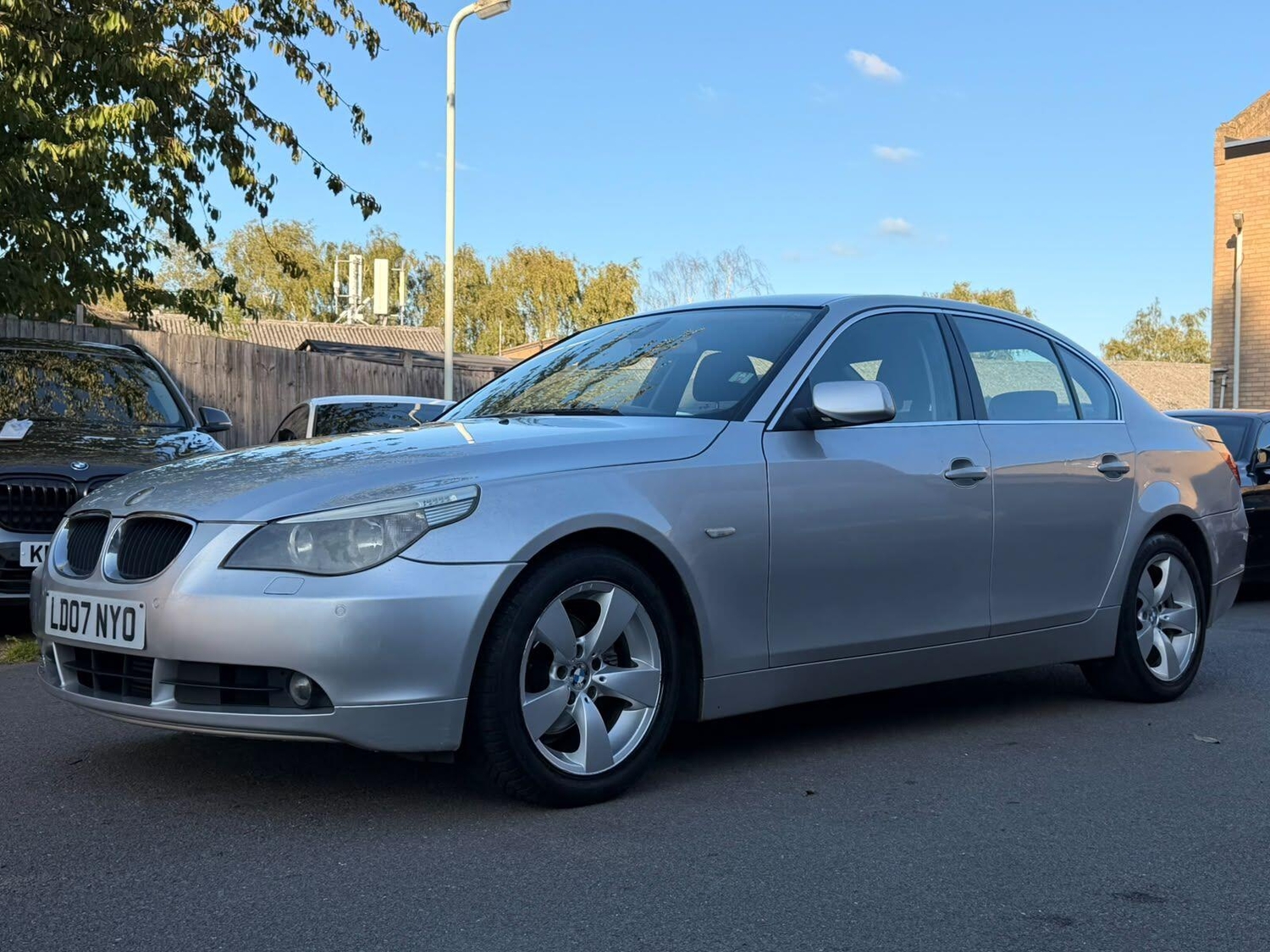 [ berth ]BMW 5 Series
