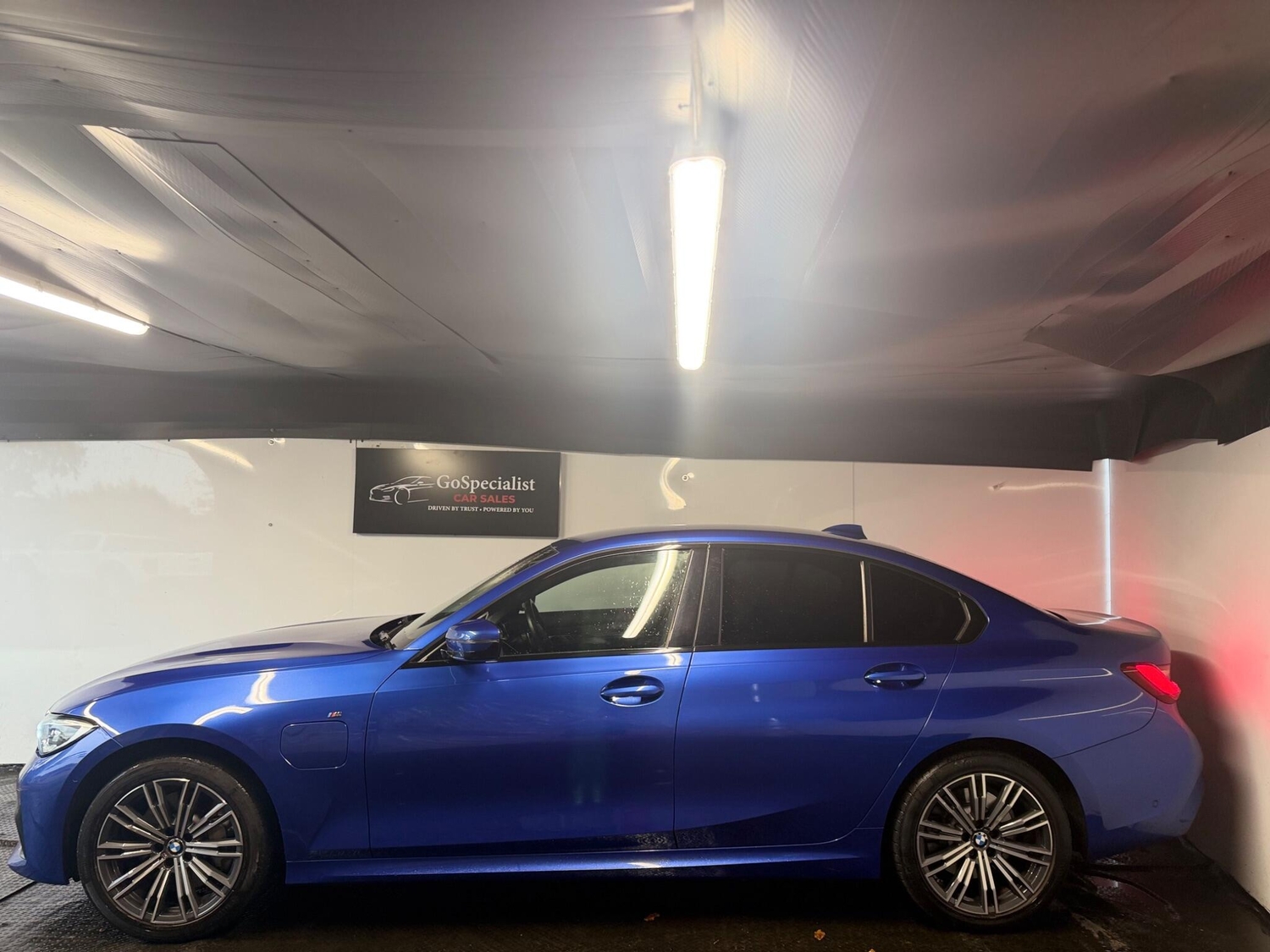 [ berth ]BMW 3 Series
