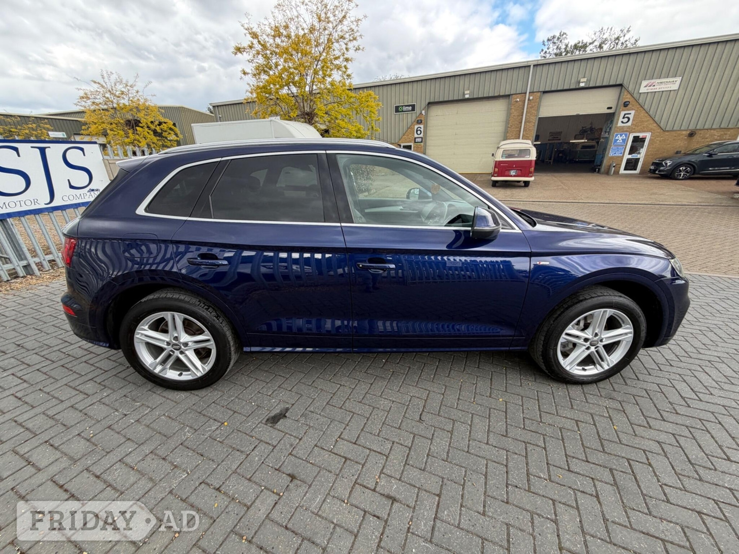 [ berth ]Audi Q5