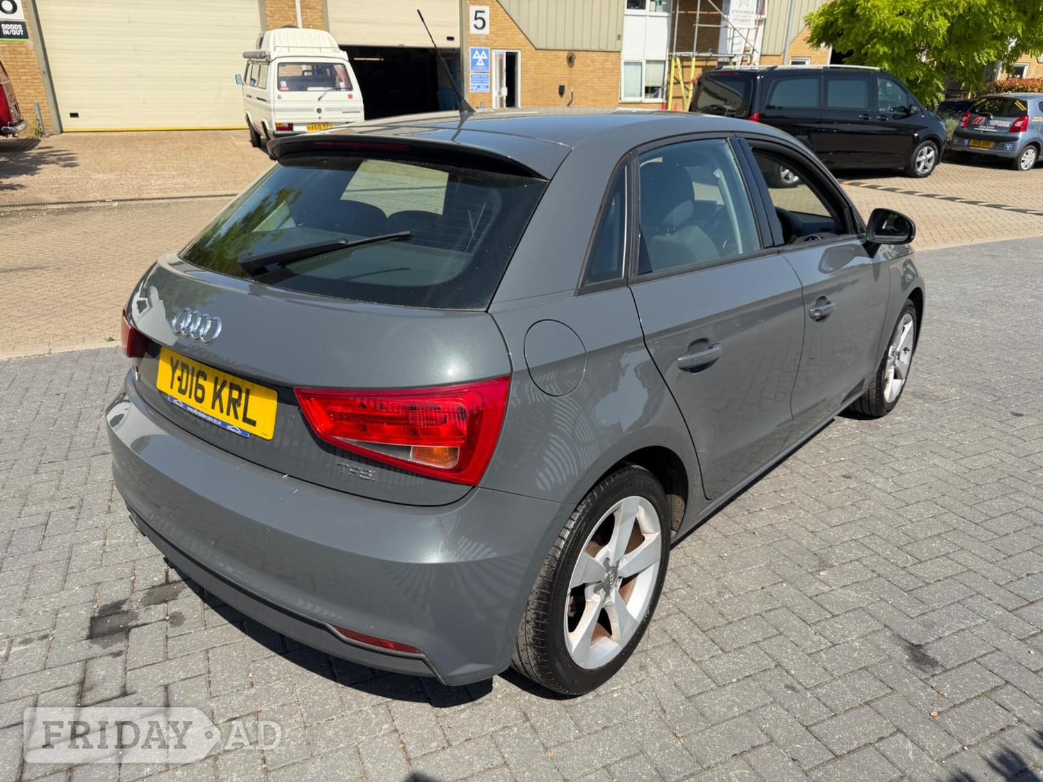 Audi A1 2016 - Cars