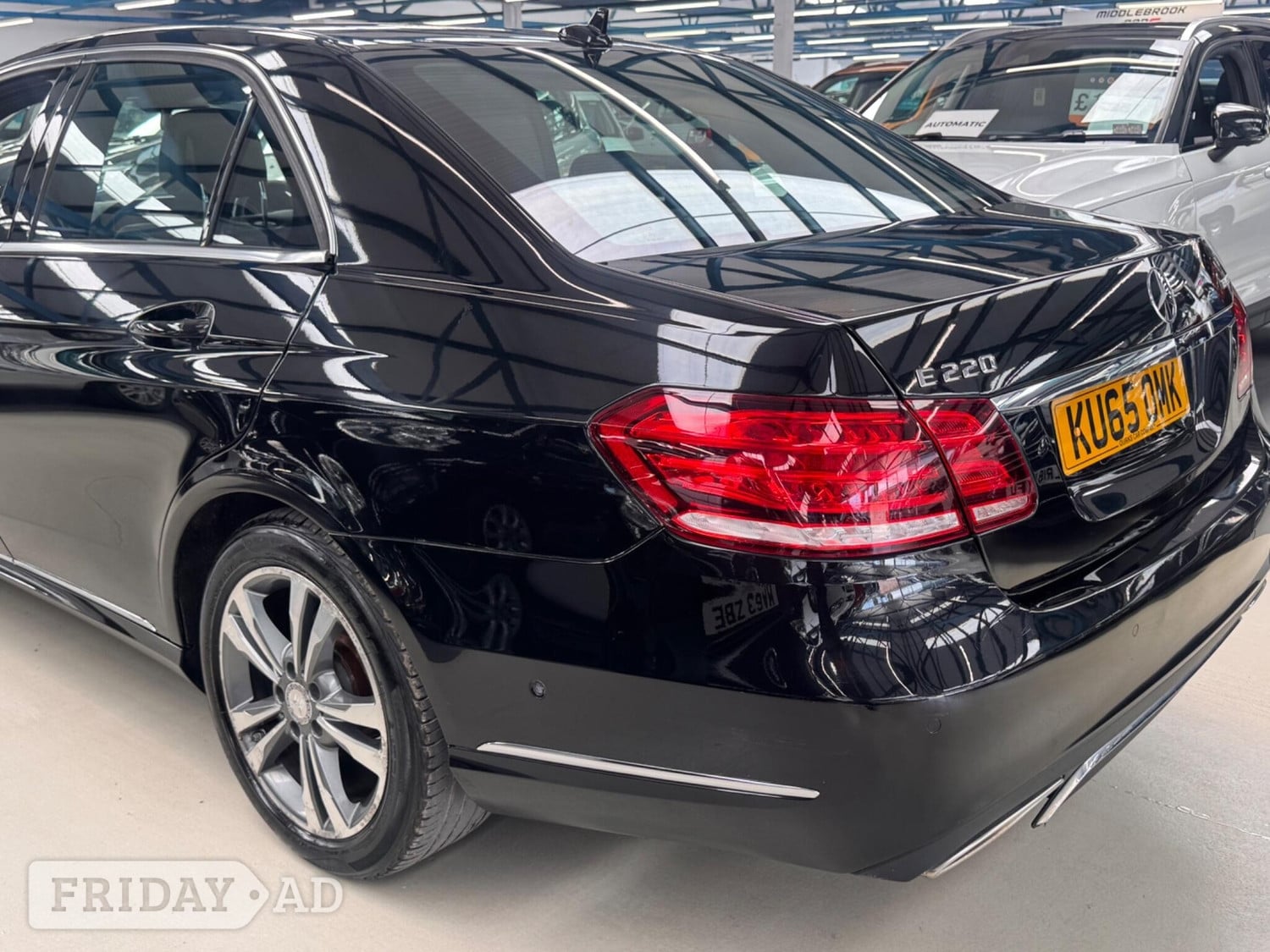 Mercedes-Benz E Class 2015 - Cars