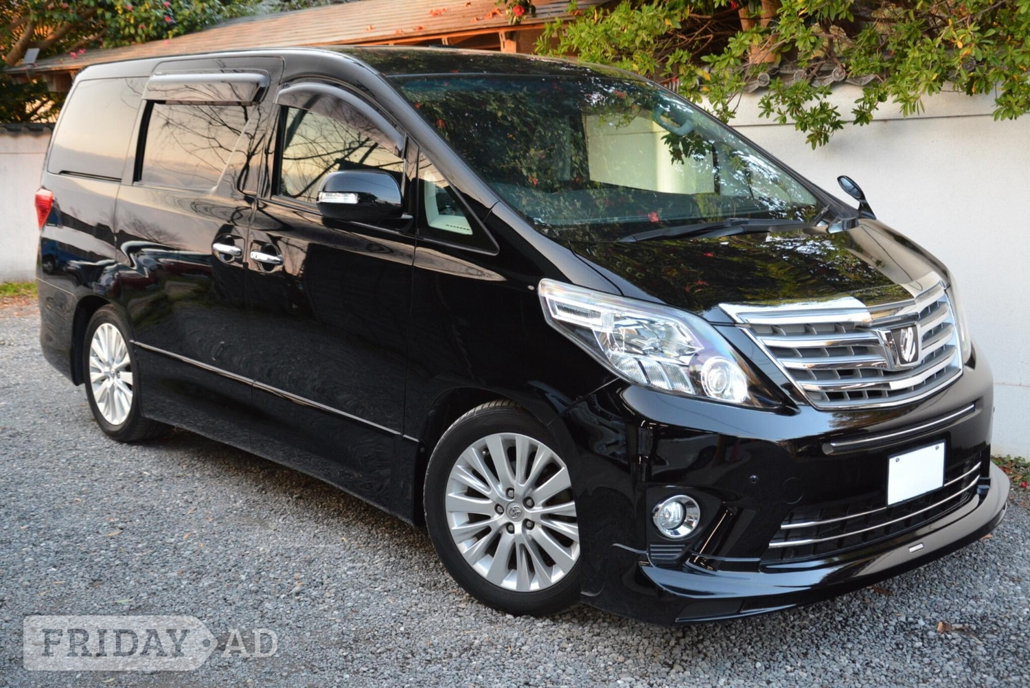 Toyota Alphard 2013 - Cars
