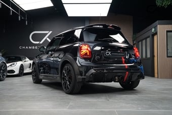 Mini Hatch 2023
