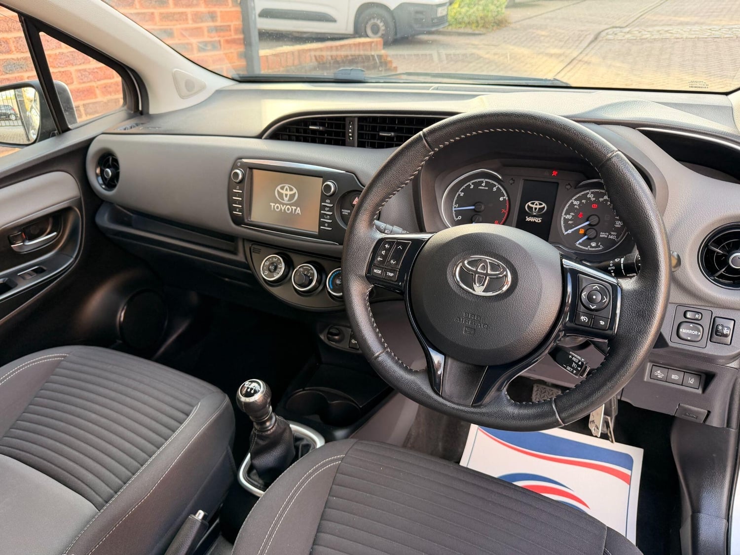 Toyota Yaris 2020 - Cars