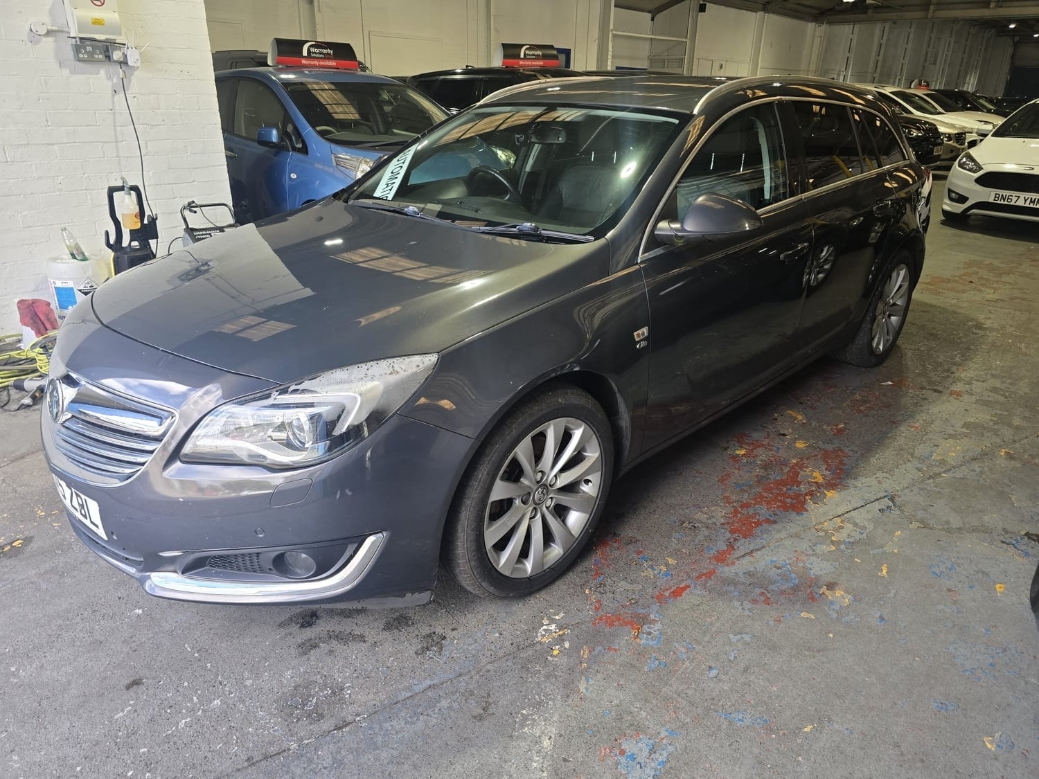 [ berth ]Vauxhall Insignia