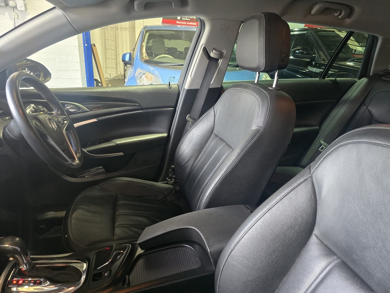 Vauxhall Insignia 2015 - Cars