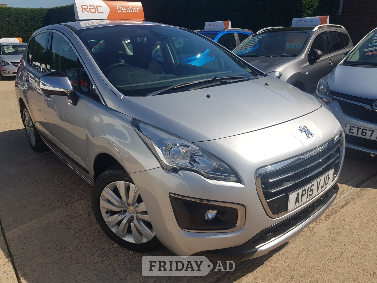 [ berth ]Peugeot 3008