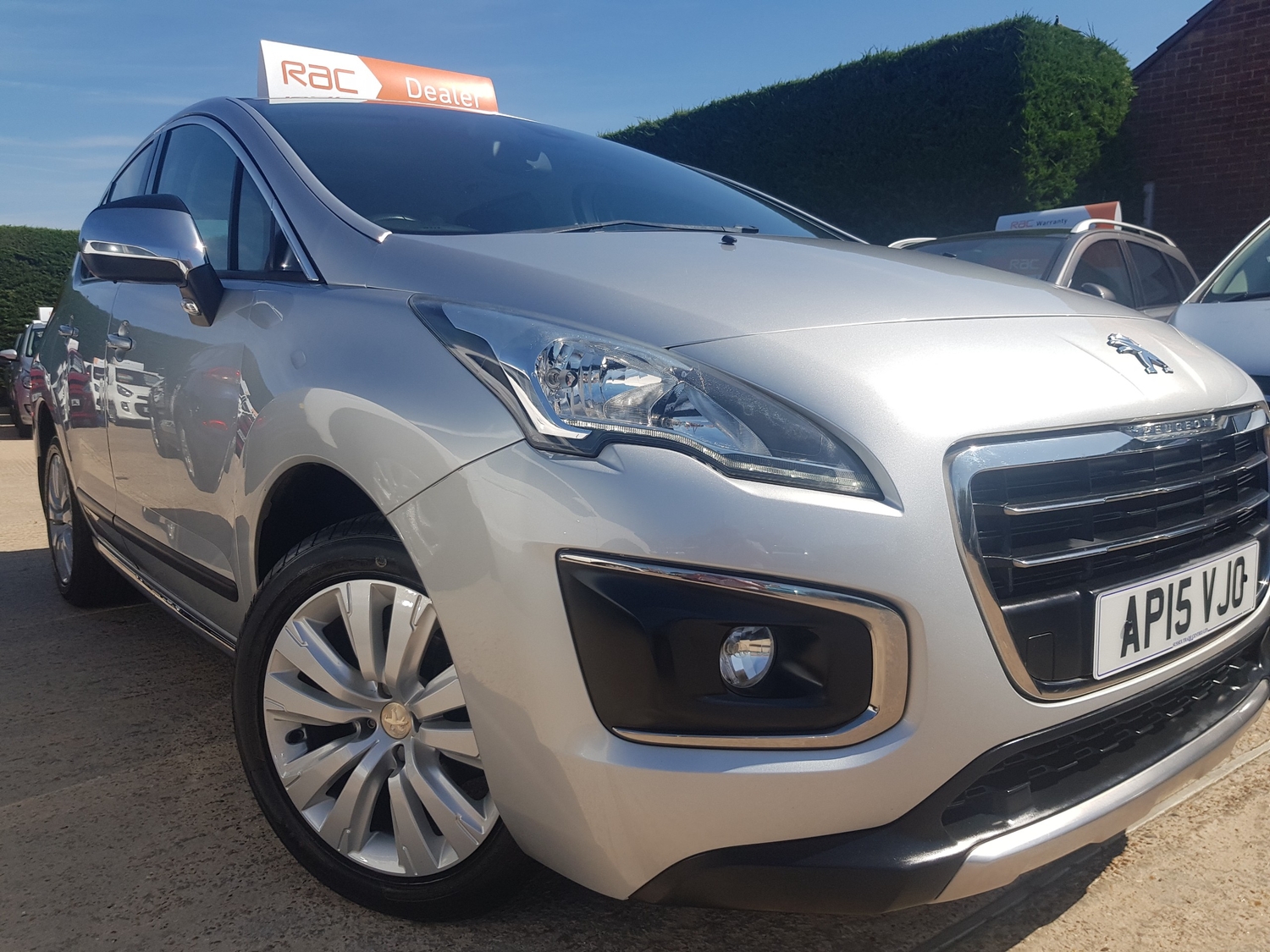 Peugeot 3008 2015 - Cars in Eastbourne