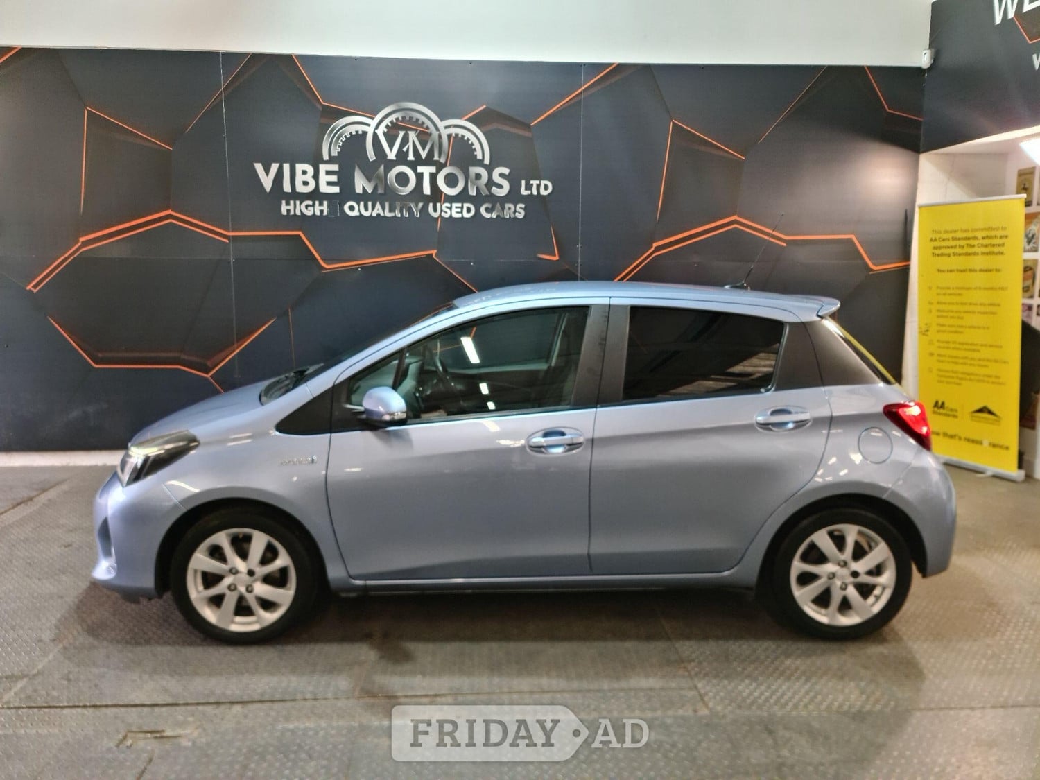 Toyota Yaris 2015 - Cars in Harrow