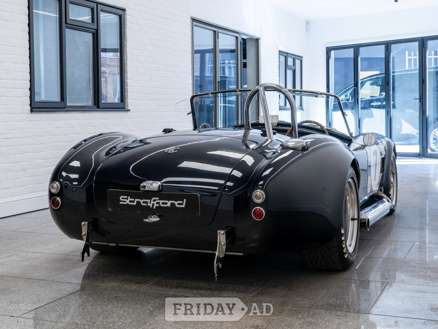 [ berth ]AC Cobra