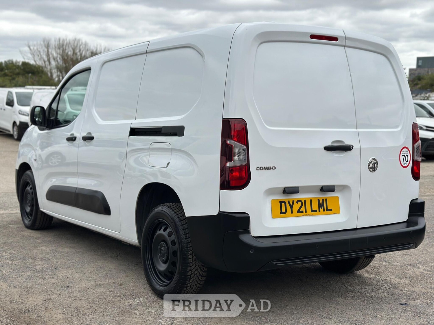 Vauxhall Combo 2021 - Vans & Commercial Vehicles