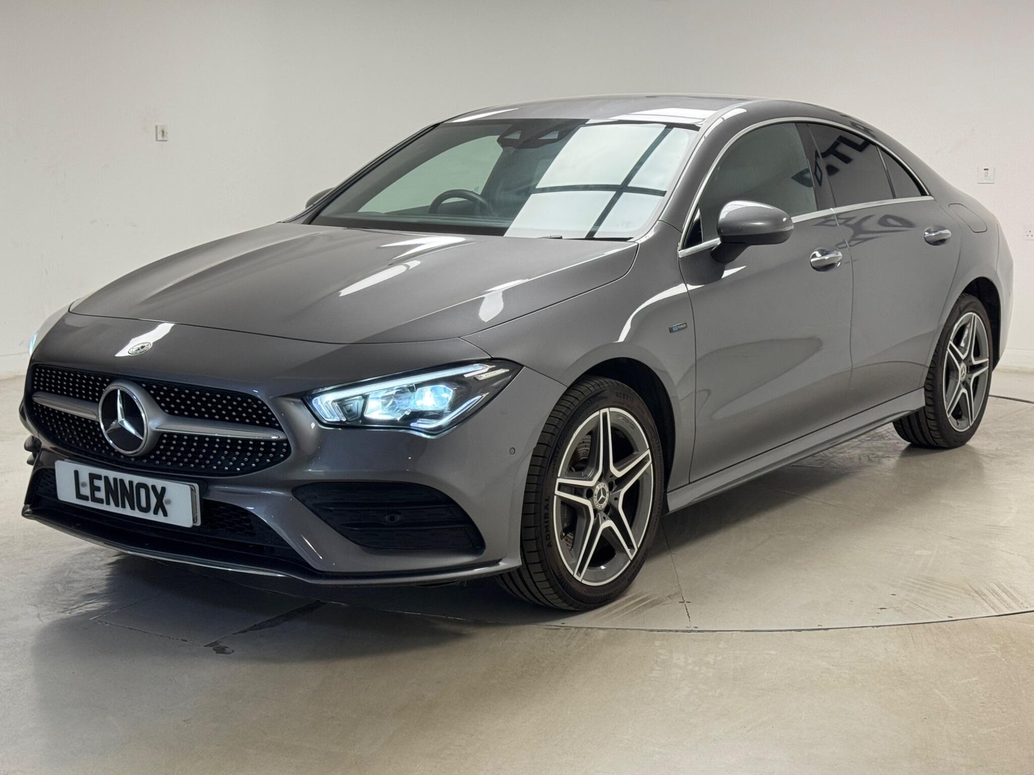 [ berth ]Mercedes-Benz CLA Class