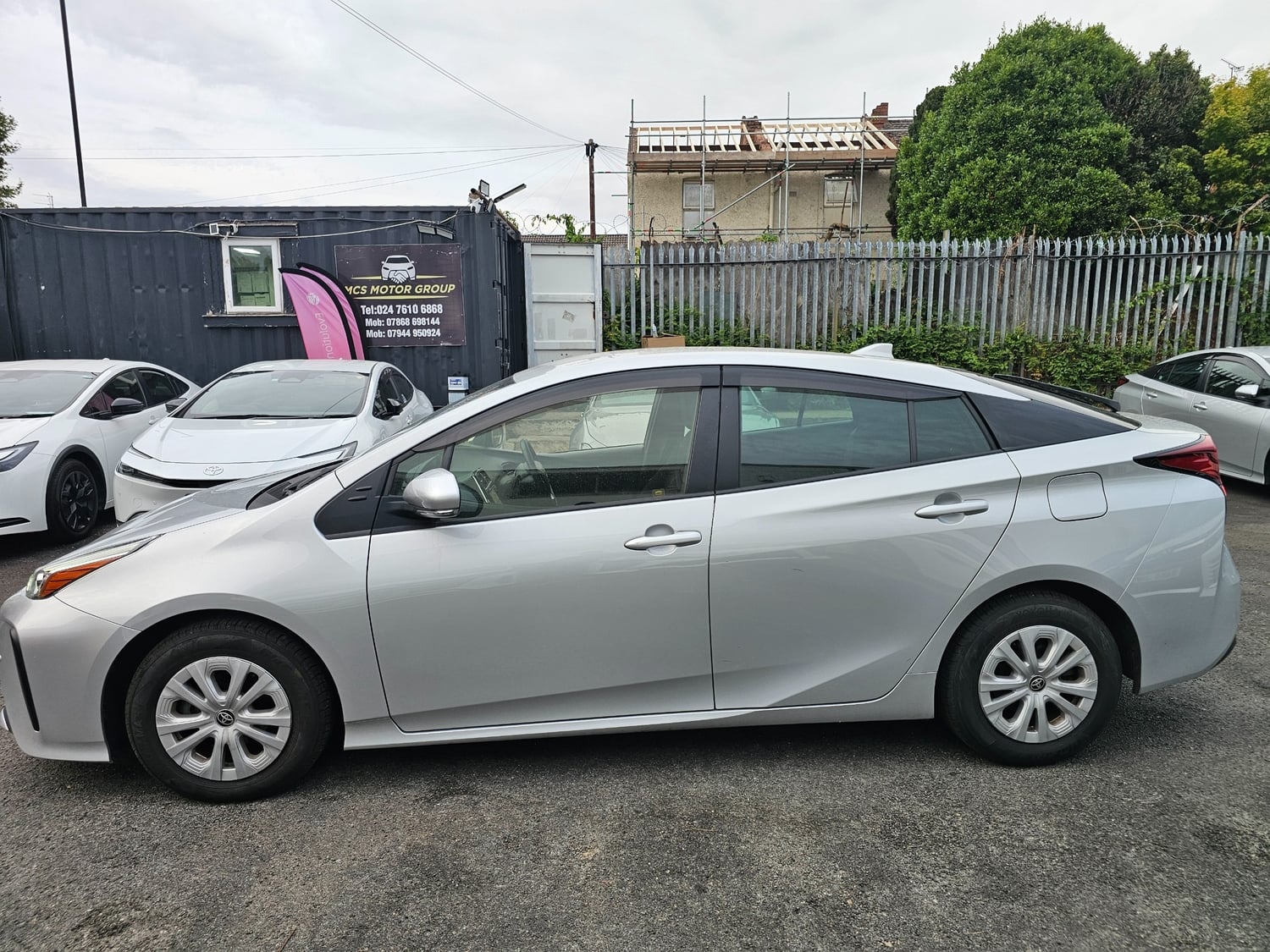 Toyota Prius 2021 - Cars