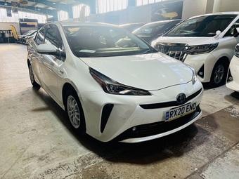 Toyota Prius 2020
