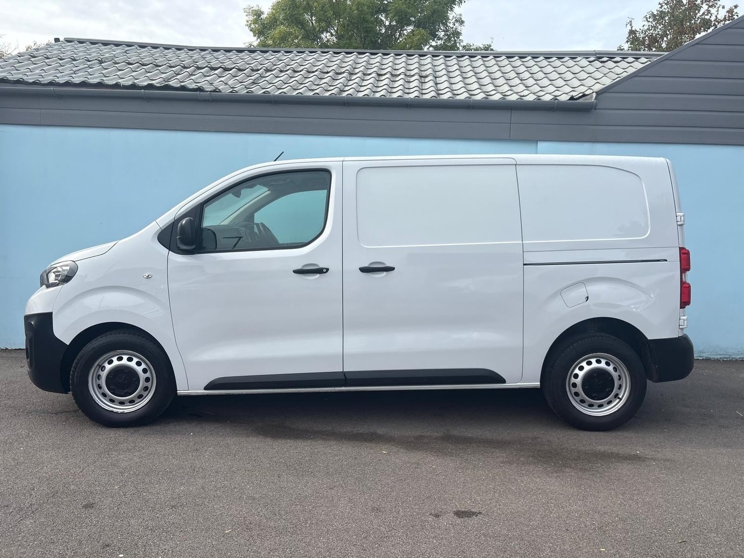 Peugeot Expert 2022 - Vans & Commercial Vehicles