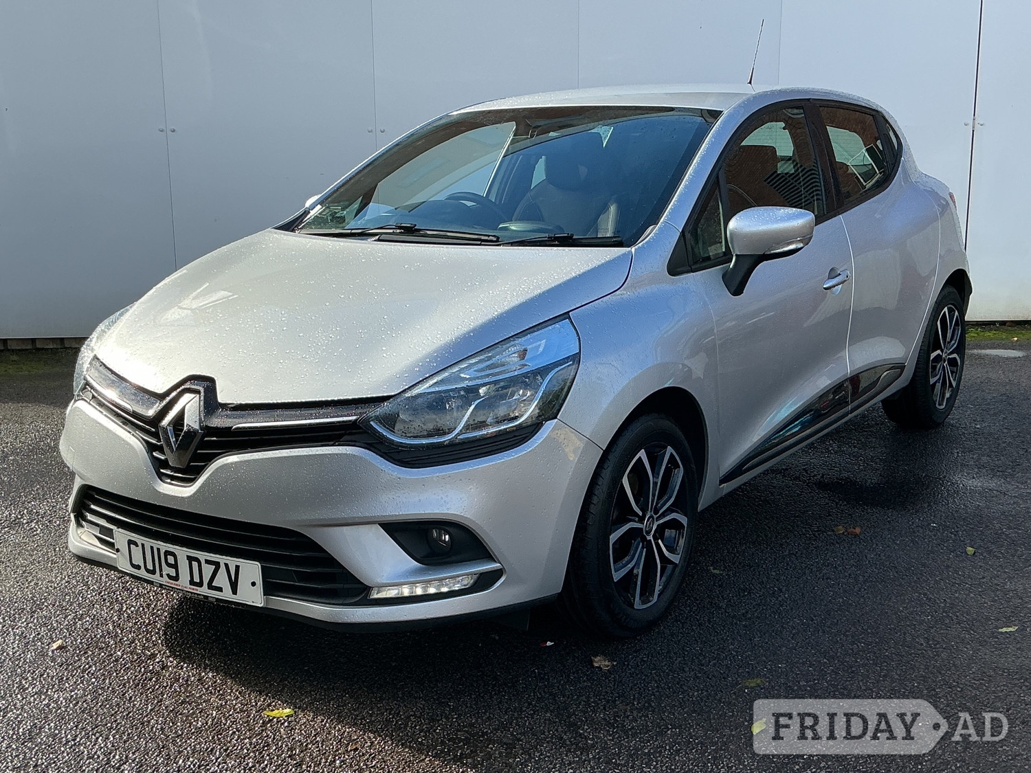Renault Clio 2019 in Porth