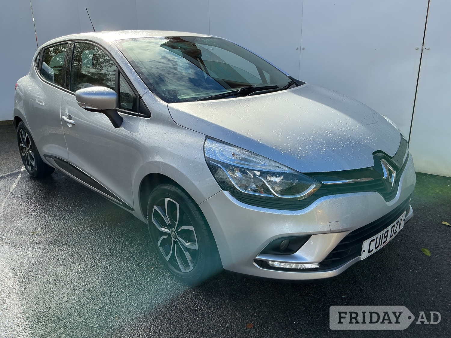 Renault Clio 2019 - Cars in Porth