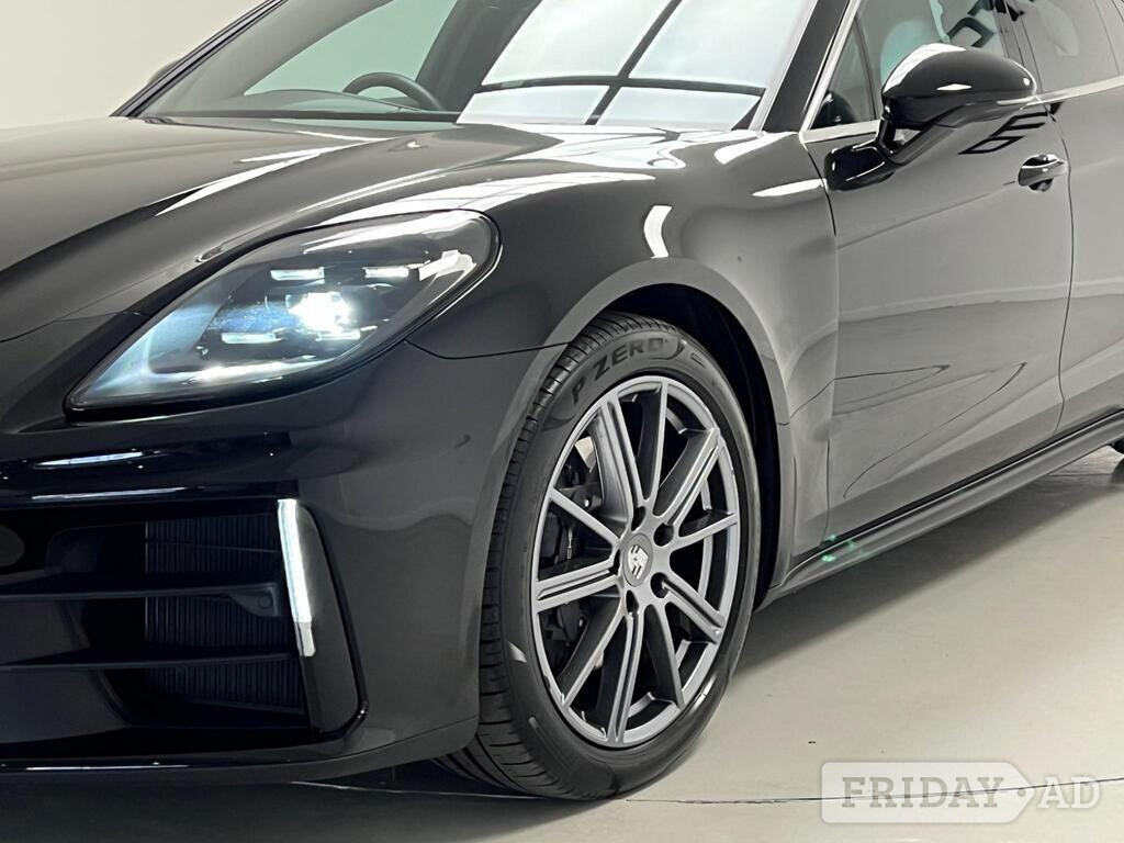 [ berth ]Porsche Panamera