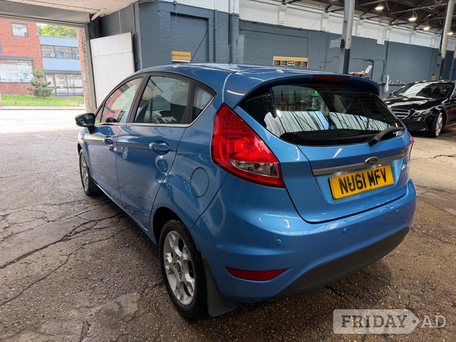 [ berth ]Ford Fiesta