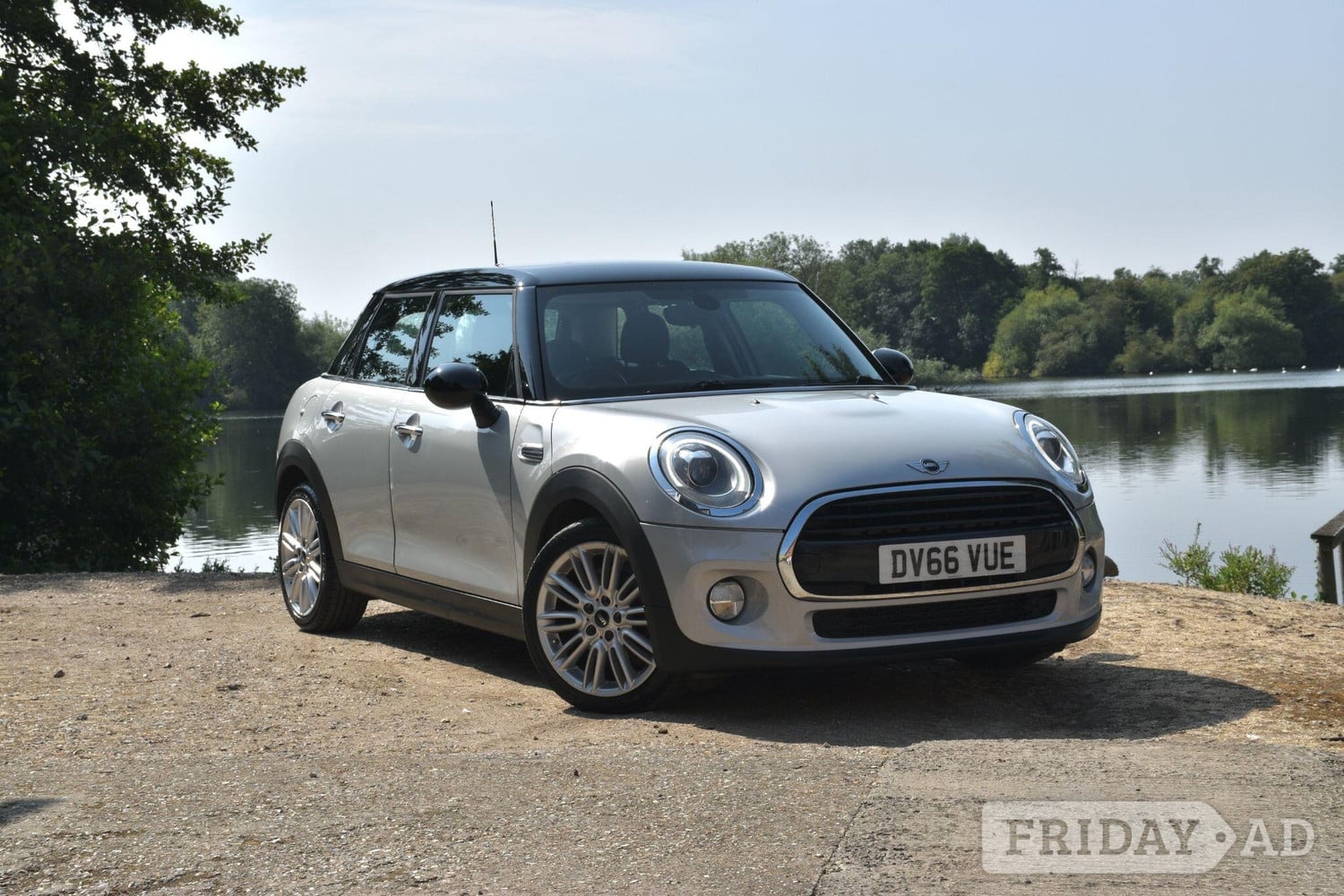 Mini Hatch 2016 in Reading