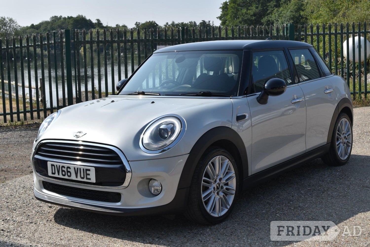 [ berth ]Mini Hatch