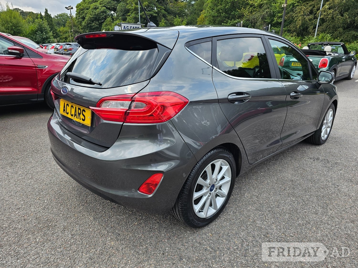 [ berth ]Ford Fiesta