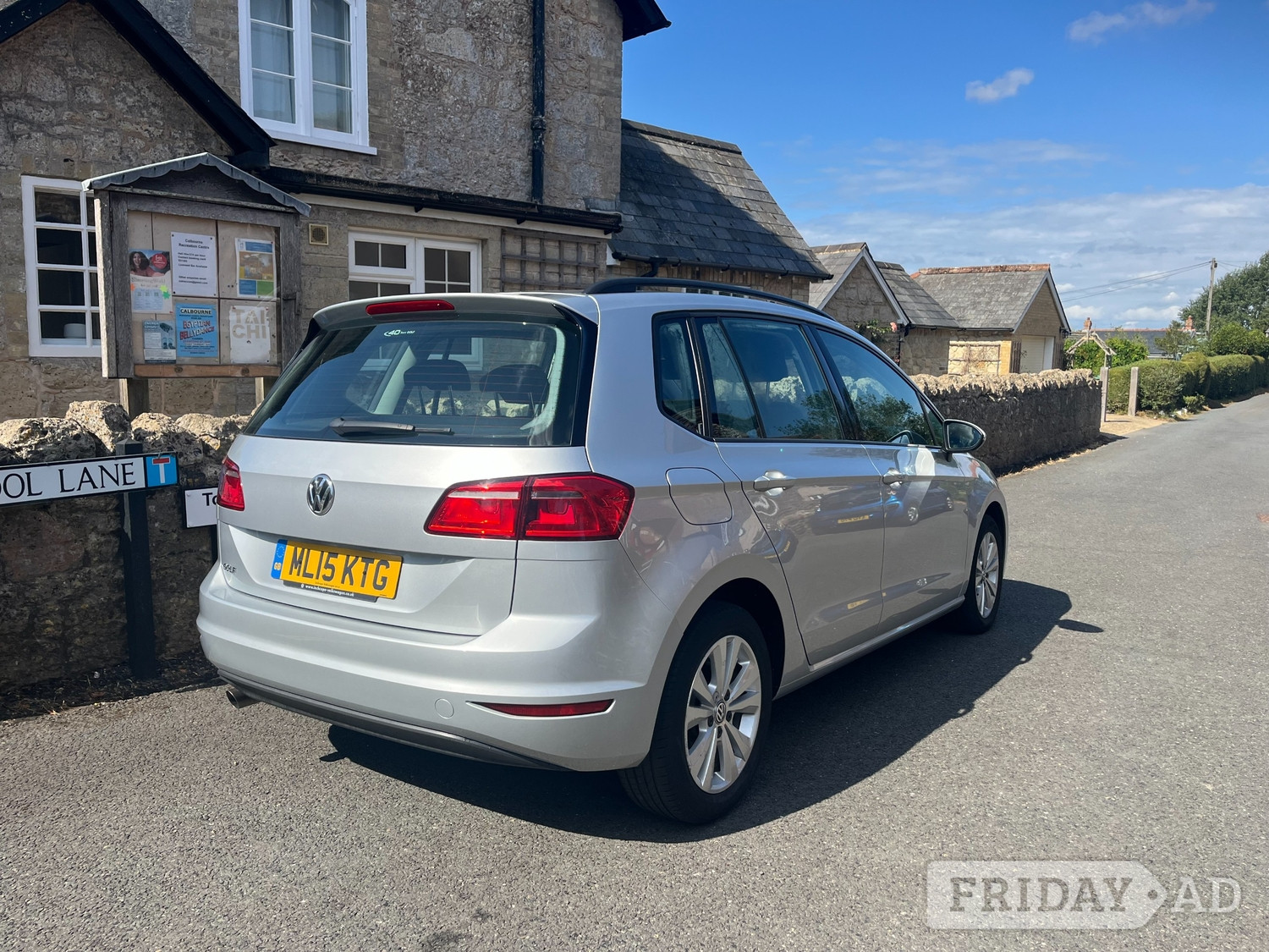 Volkswagen Golf SV 2015 - Cars in Newport