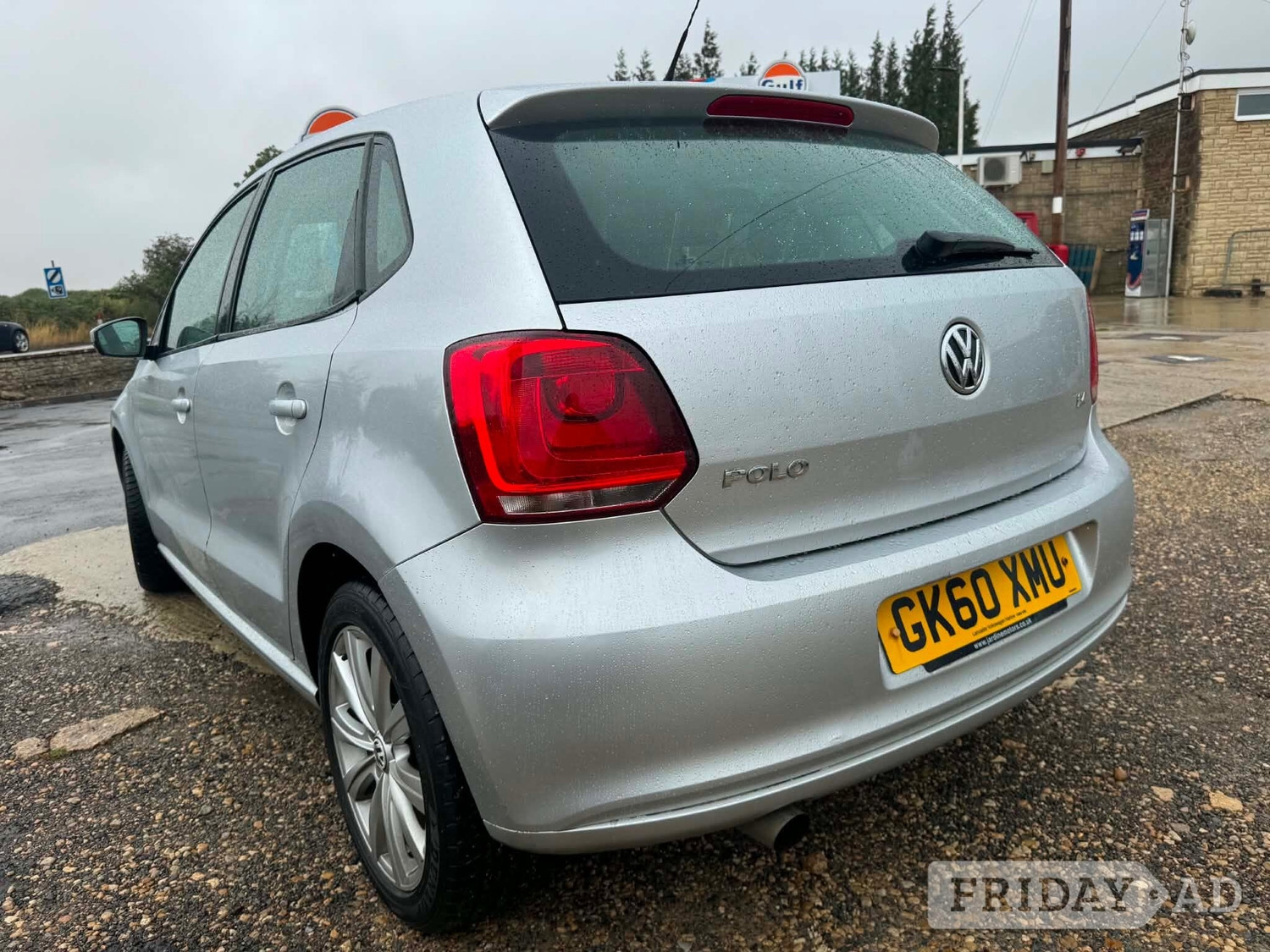 Volkswagen Polo 2010 - Cars