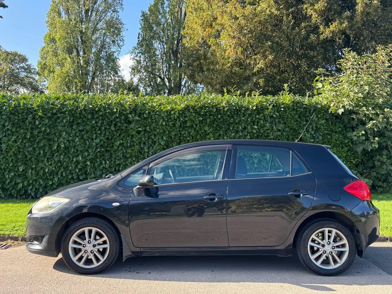 Toyota Auris 2008 - Cars in Birmingham