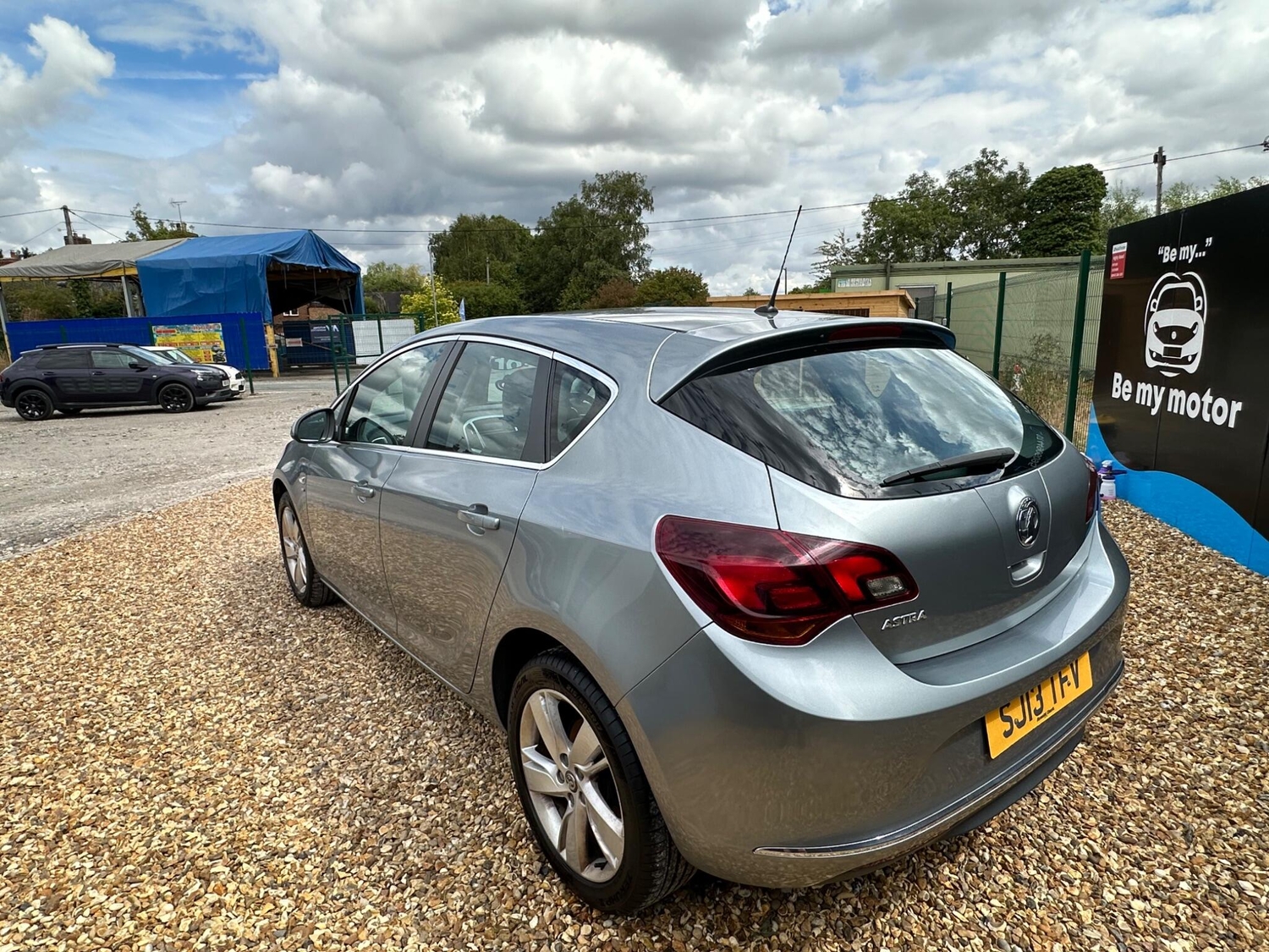 Vauxhall Astra 2013 - Cars in Uttoxeter