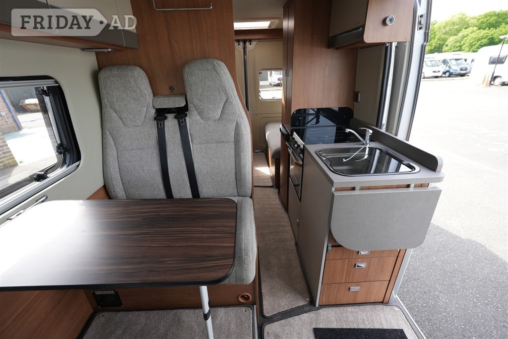 Auto-Trail Tribute T-669 GT FIAT AUTO 4 BERTH 4 TRAVEL SEAT MOTORHOME Haywards Heath