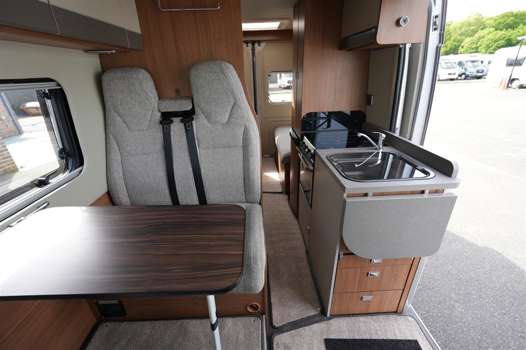 Auto-Trail Tribute T-669 GT FIAT AUTO 4 BERTH 4 TRAVEL SEAT MOTORHOME Haywards Heath