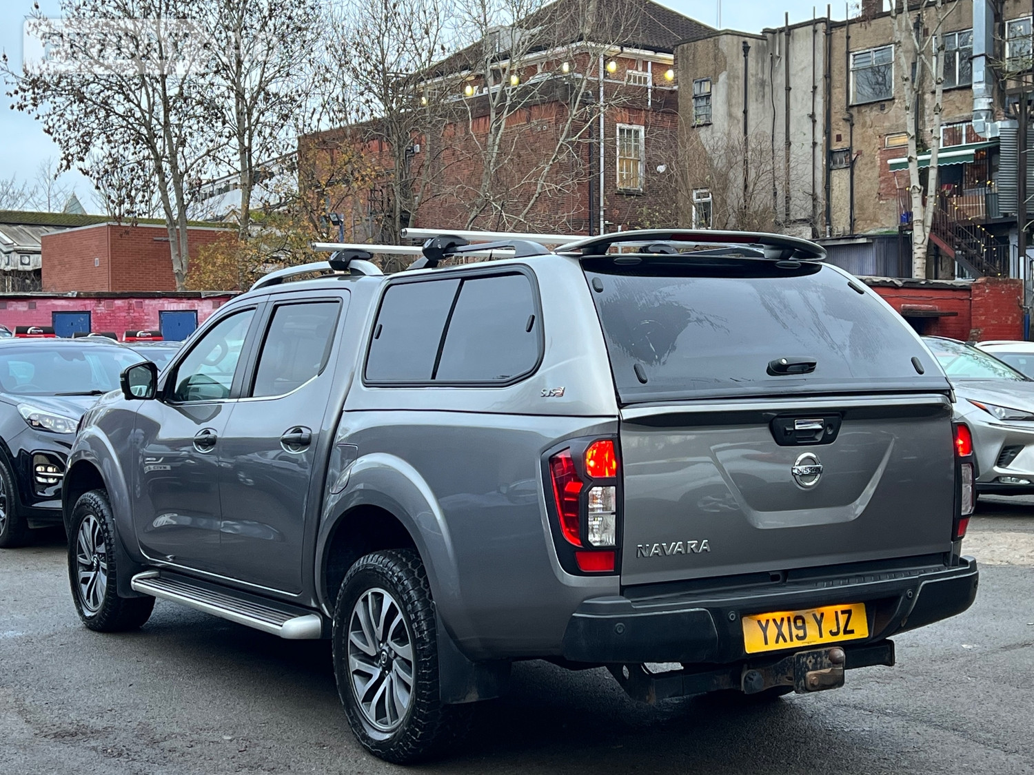 Nissan Navara 2019 - Cars