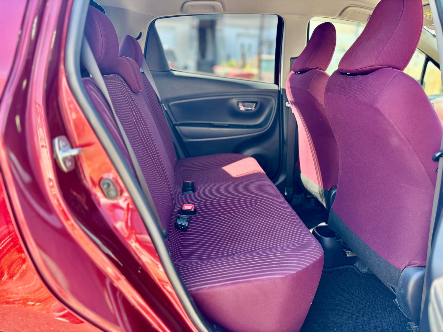 Toyota Yaris 2015 - Cars