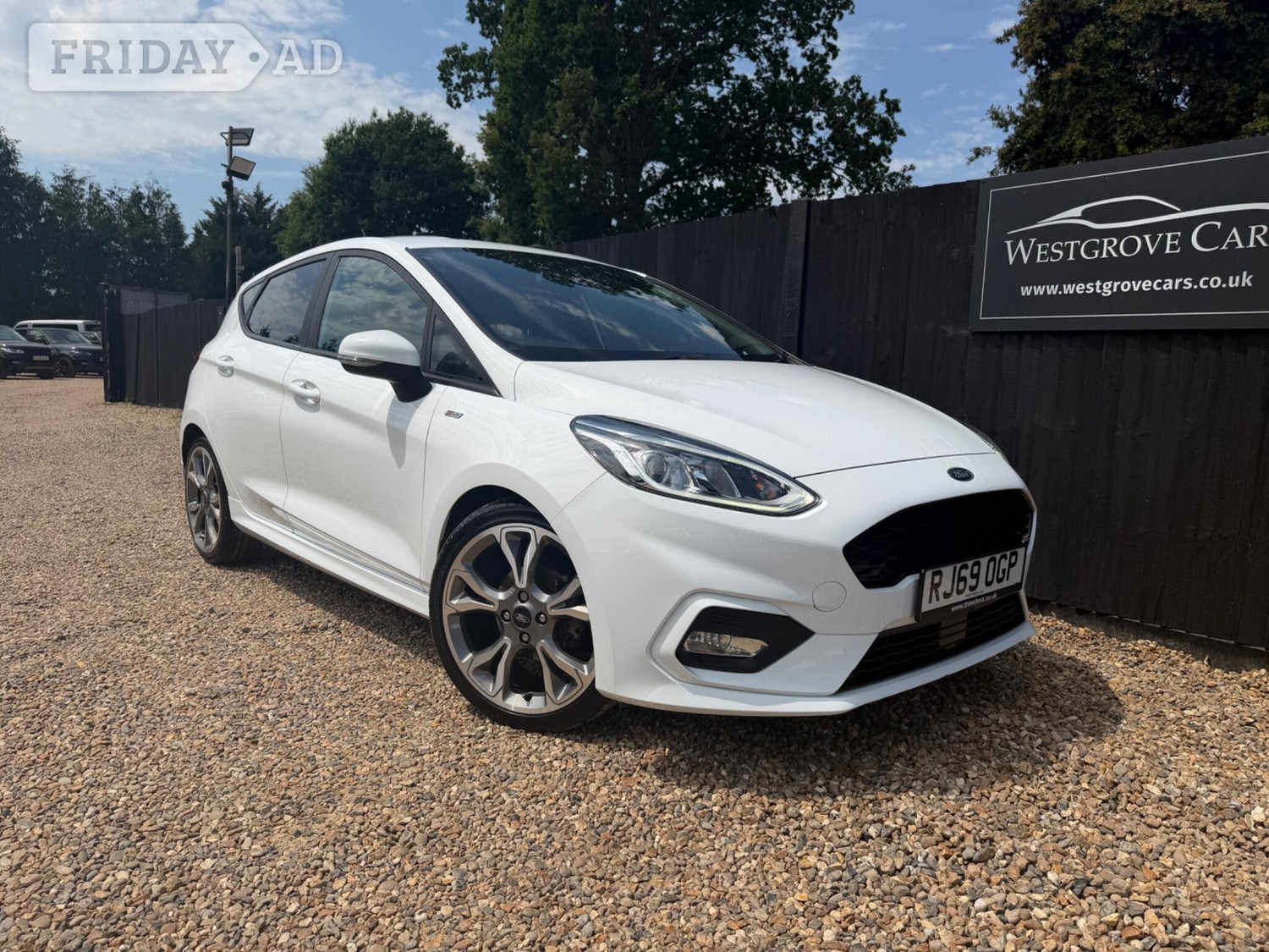 Ford Fiesta 2019 in Addlestone