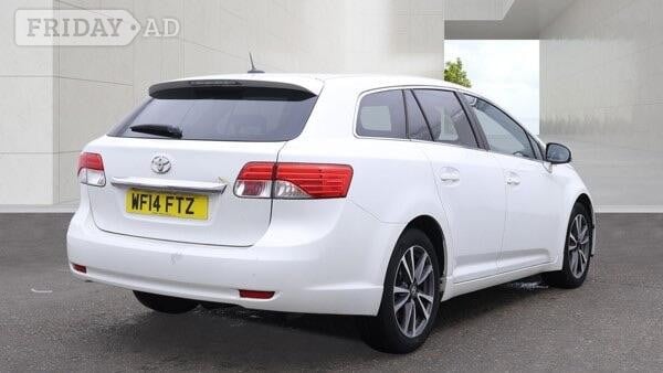 Toyota Avensis 2014 - Cars in Staines