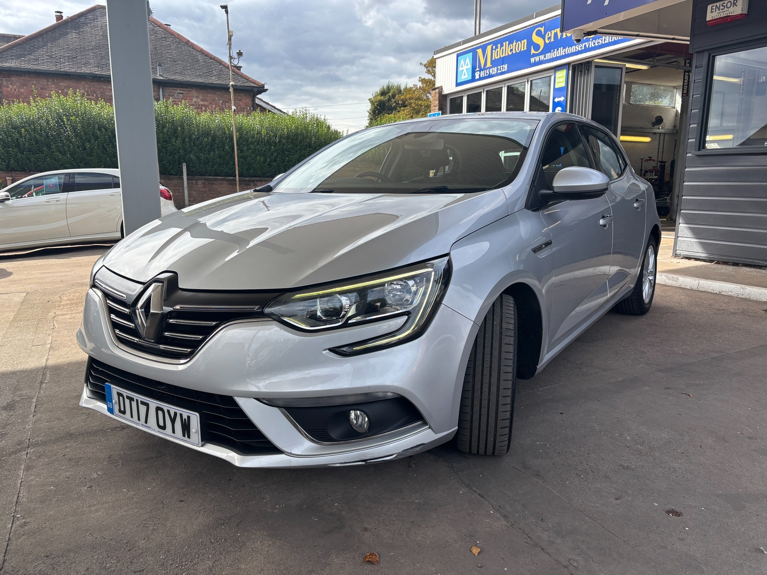 [ berth ]Renault Megane