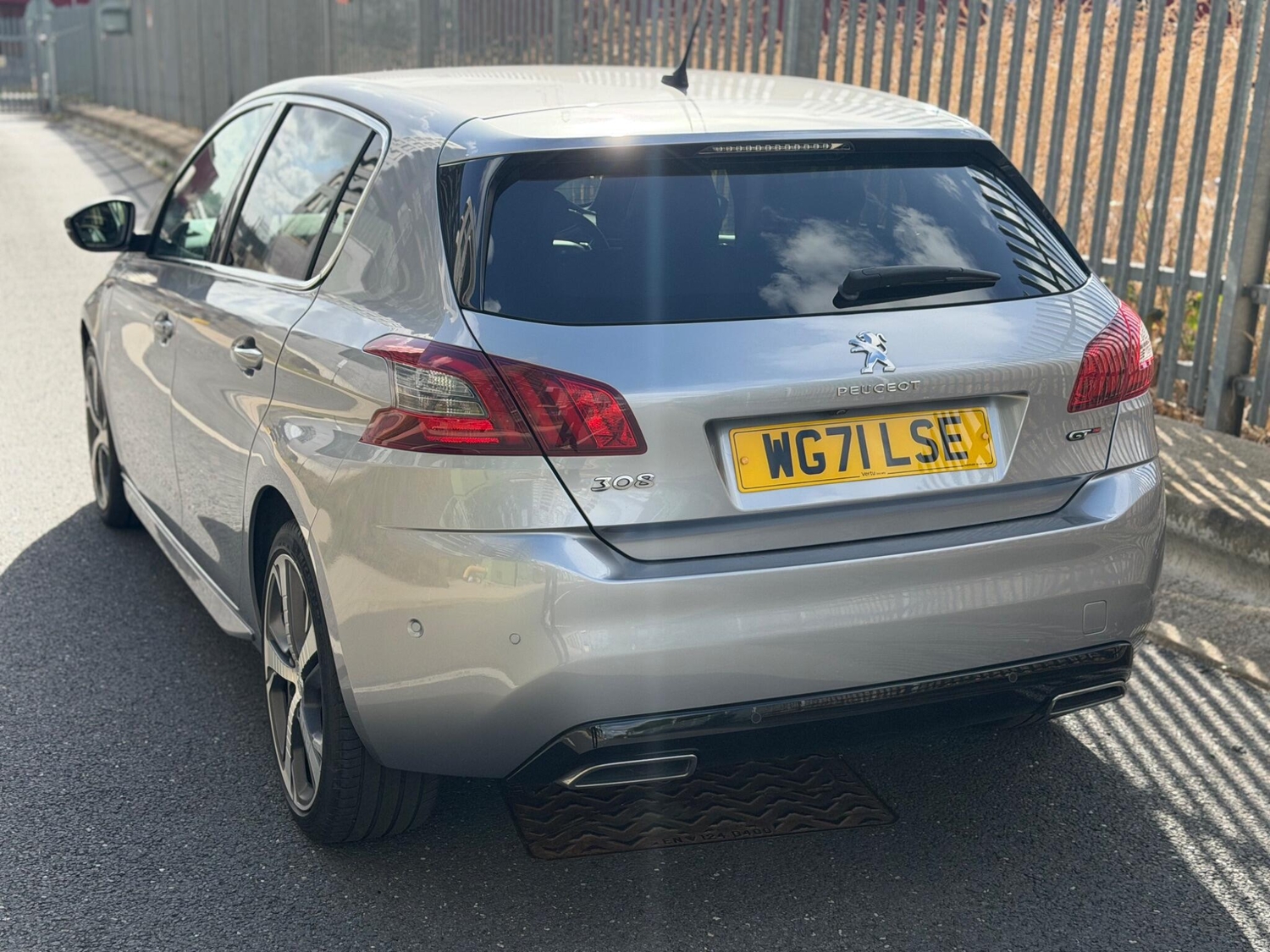 Peugeot 308 2021 - Cars