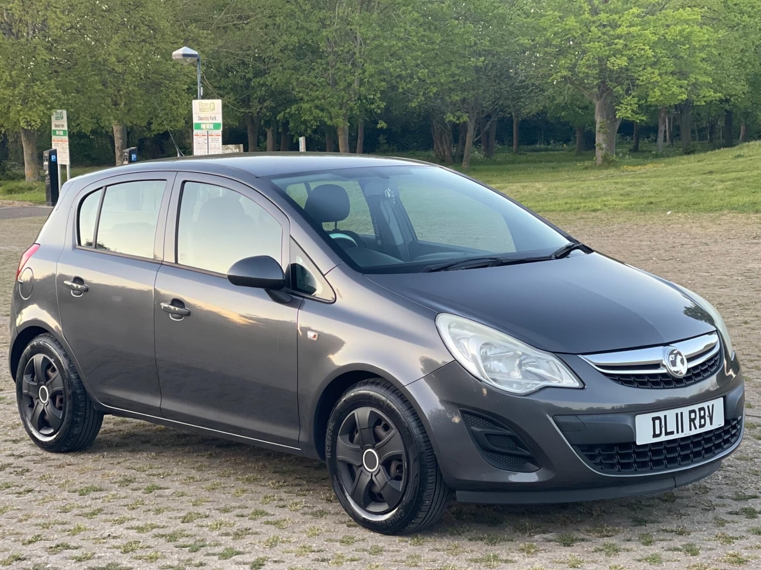[ berth ]Vauxhall Corsa