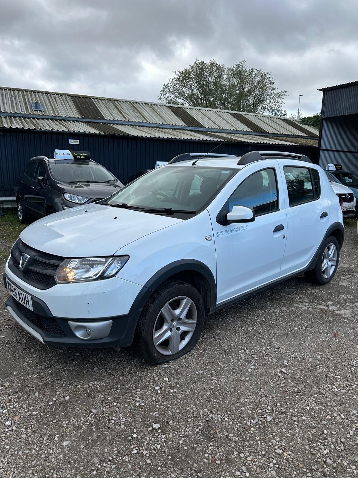 [ berth ]Dacia Sandero Stepway