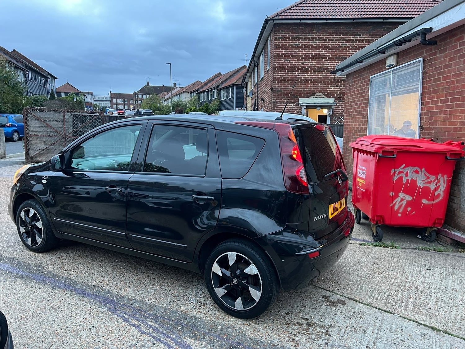 Nissan Note 2012 - Cars in Brent