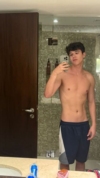 Eighteenboy