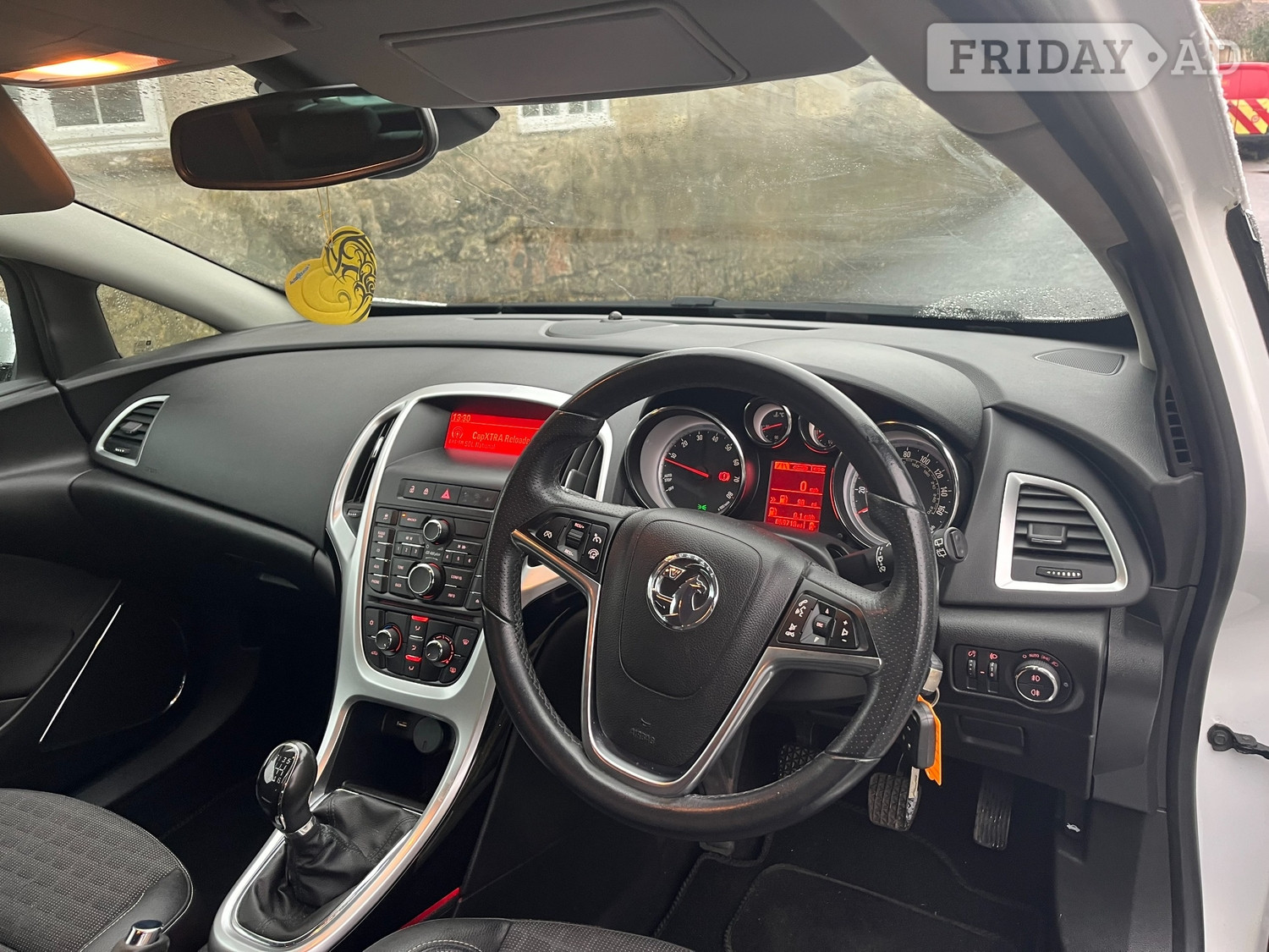 [ berth ]Vauxhall Astra