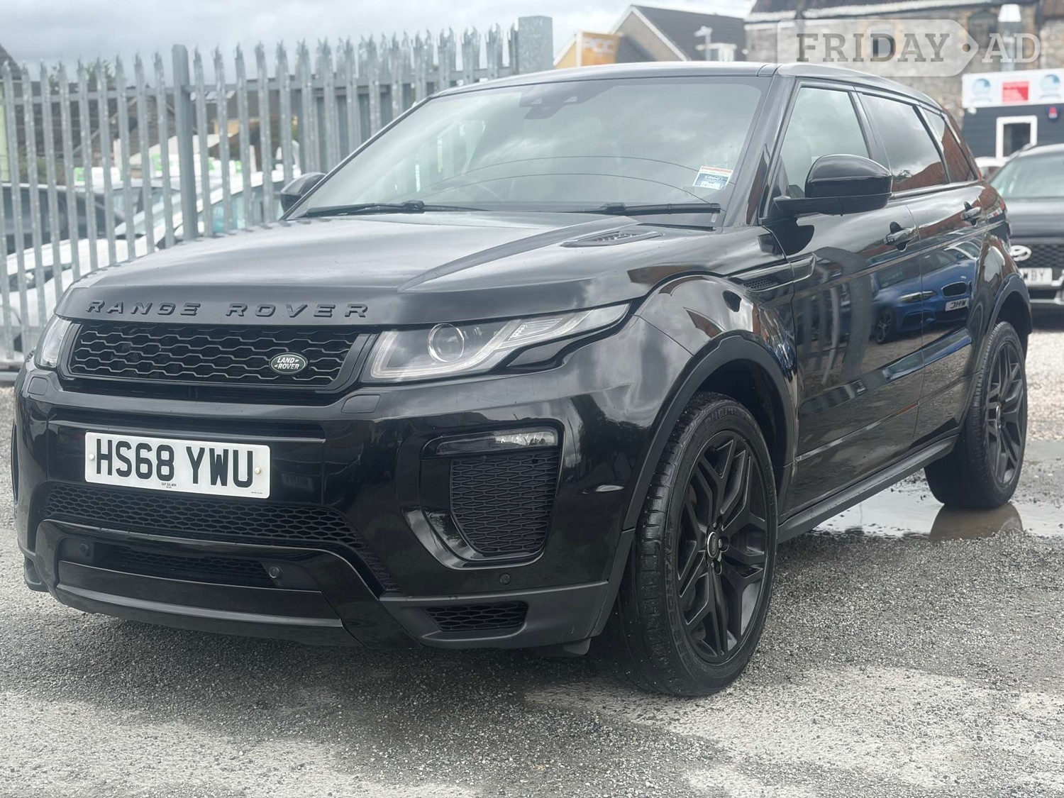 [ berth ]Land Rover Range Rover Evoque