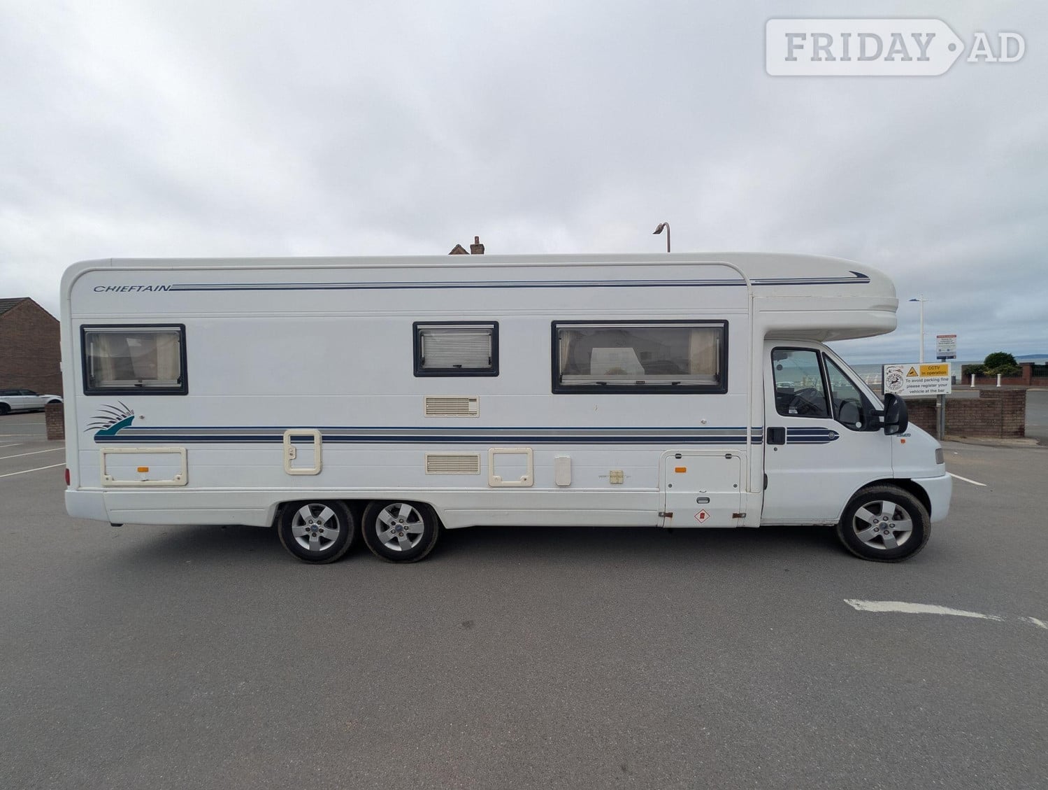 Auto-Trail Chieftain Off grid 2001 for sale - Motorhomes & Caravans