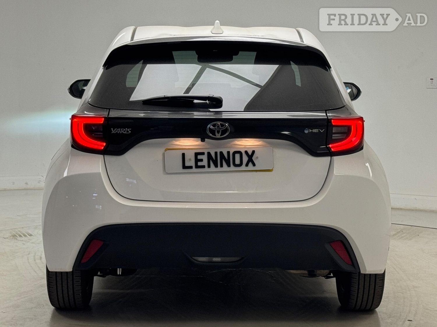 Toyota Yaris 2024 - Cars