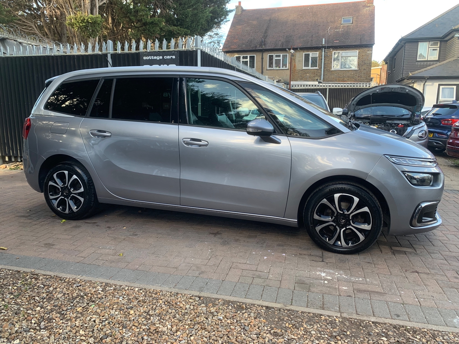 Citroen Grand C4 SpaceTourer 2019 - Cars in Hayes